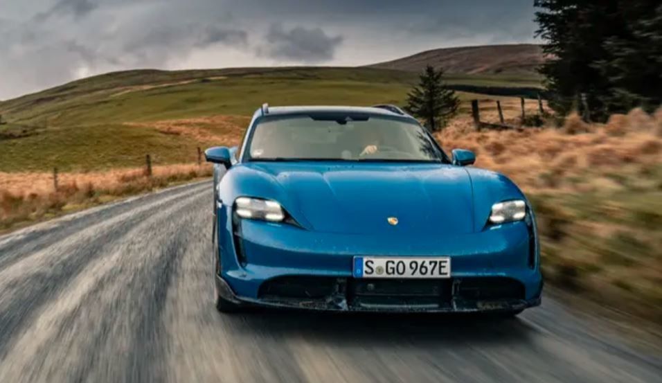 Самый полный быстрый электромобиль - Porsche Taycan cross Turismo максимальная скорость 220 км/ч Новая энергия Автомобиль