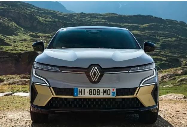 Долгосрочное испытание на Renault Megane E-Tech Батарея мощностью 40/60 кВт/ч с дальностью около 158/208 миль