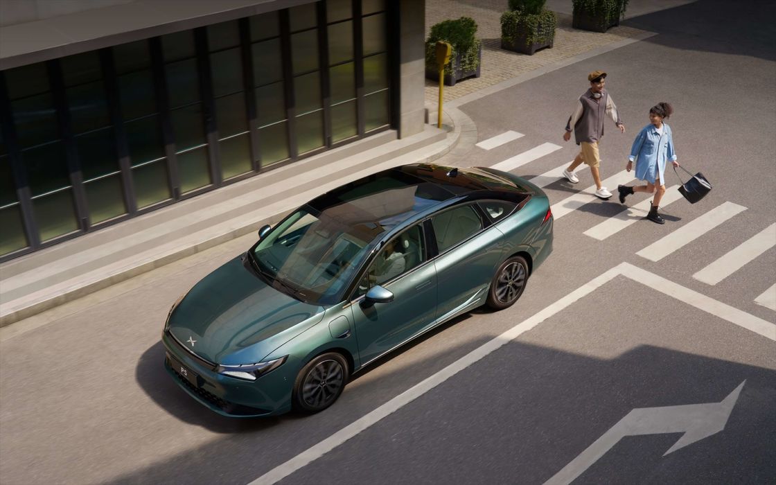 2024 Xpeng P5 Электромобиль EV Электромобиль Дальняя дальность 480 км 155 кВт Мощность 170 км/ч