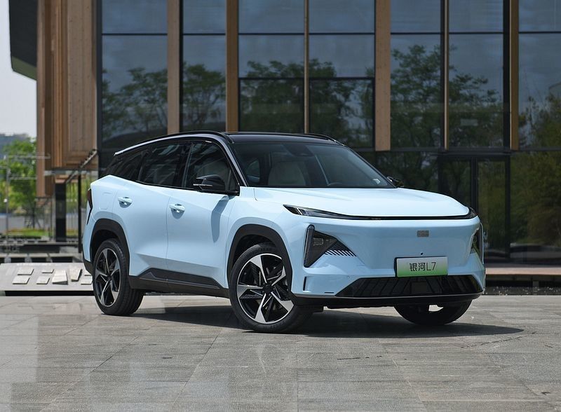 2024 Geely Galaxy L7 1.5T Range 115KM PHEV Новый энергетический плагин в гибридные электромобили Компактные семейные внедорожники Электрические автомобили