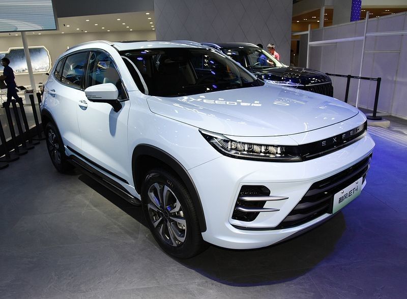 2023 Classic EXCEED Гибридный автомобиль на Chery EXCEED ET-i 1.5T 156hp L4+ 125электрический двигатель 180 км/ч максимальная скорость 0-100 км/ч за 7 секунд