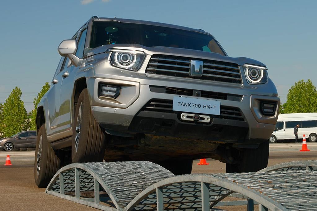 GWM TANK Luxury Off-road SUV PHEV AWD Привод 190 км/ч Максимальная скорость с 3,0 т 360 PS V6 двигателем и 0,4h быстрое время зарядки